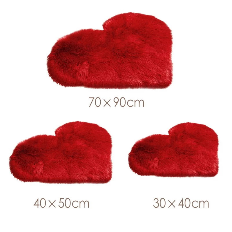 Home Decor Under 100 - Karpet Hati Warna Solid Berbulu Bantal