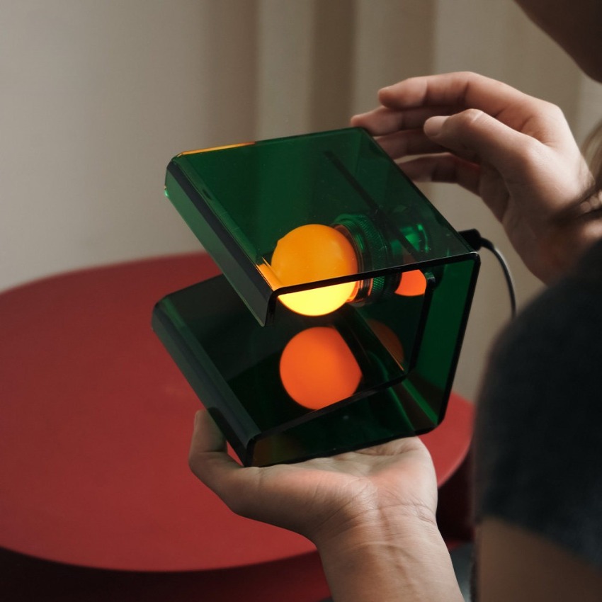 Lampu Meja Kubus Akrilik Moder - Home Decor Under 100 ulasan dan harga